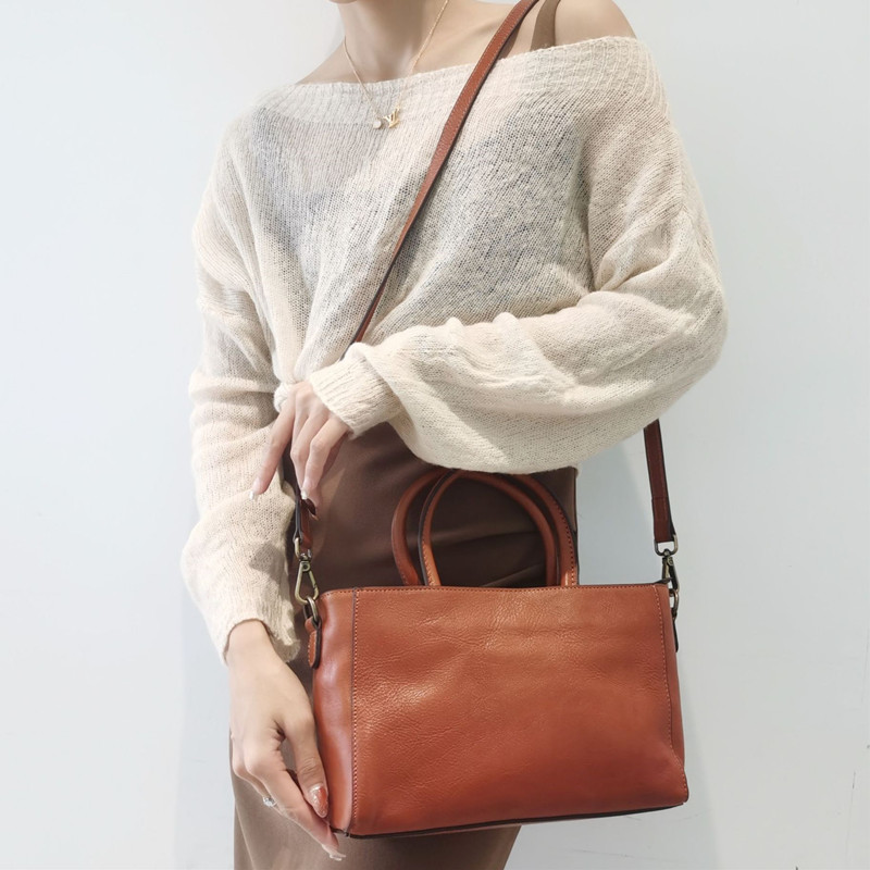 Top-Handle Bags Women Natural  - огляд і ціна Leather Work Handbags For Women